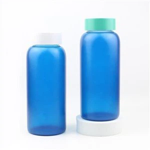 पुन: प्रयोज्य ग्लास पीने की बोतलें